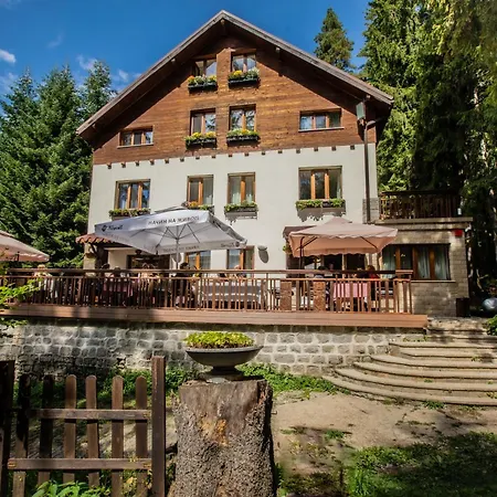 кукер - арт за вдъхновение и отдих Lodge *