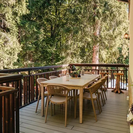 Lodge Kuker Hut - кукер *