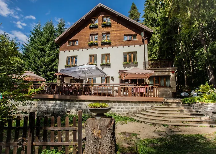 кукер - арт за вдъхновение и отдих Lodge *